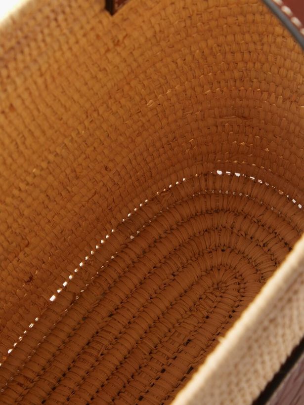 Anagram-logo leather-trim raffia basket bag_5