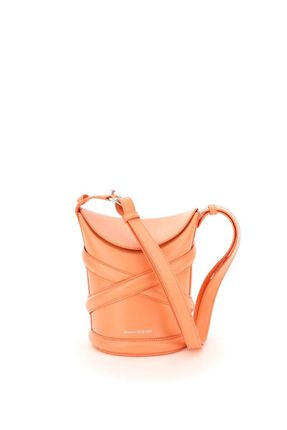 The Curve Small Bucket Bag In Orange