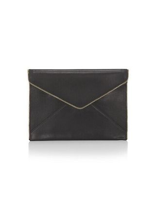 Leo Leather Clutch-On-Chain