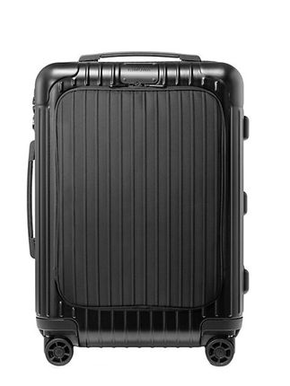 Essential Sleeve Cabin S Matte Suitcase