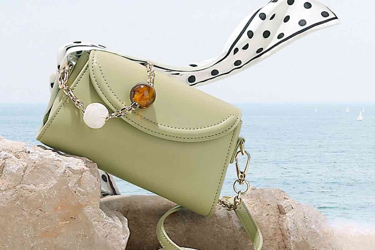 Best 5 Purple Wallets & Card Holders For Women On Sale